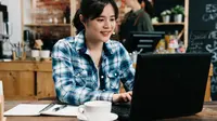 Hobi Traveling? Ini 4 Pekerjaan yang Bisa Bikin Kamu Dibayar Sambil Jalan-Jalan!