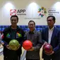 Menpora Imam Nahrawi takjub dengan bangunan venue bowling hasil hibah dari Asia Pulp & Paper (APP) Sinar Mas yang akan digunakan untuk Asian Games 2018. (dok. APP Sinar Mas)