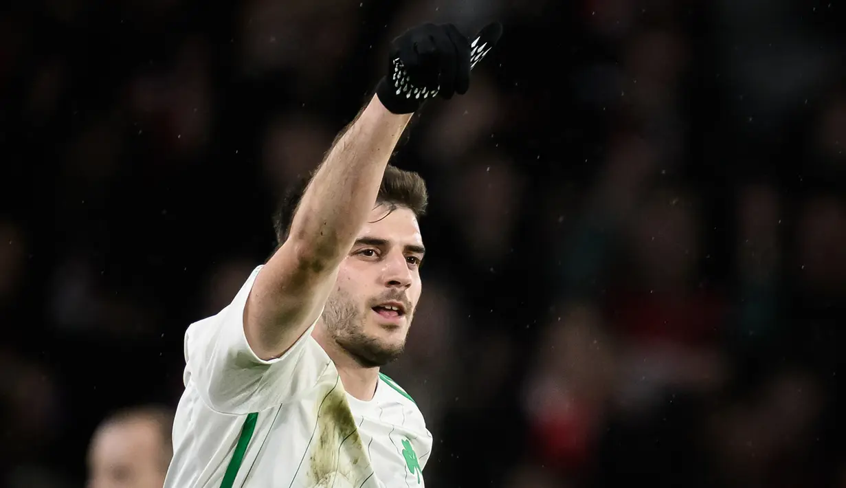 Selebrasi pemain Panathinaikos, Fotis Ioannidis, setelah mencetak gol ke gawang Rennes dari titik penalti dalam pertandingan fase grup Europa League 2023/2024 yang berlangsung di Roazhon Park stadium, Prancis, Kamis (9/11/2023). Fotis Ioannidis sampai dengan pertandingan akhir fase grup telah mencetak lima gol dan berada di urutan ketiga dalam pencetak gol terbanyak sementara Europa league 2023/2024. (AFP/Loic Venance)