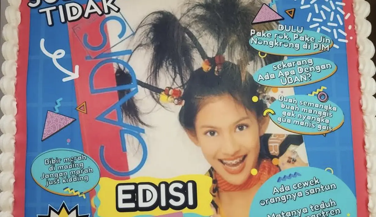 Jadi cover majalah Gadis, gaya rambut Dian tidak biasa. Ia terlihat menguncir rambutnya ke atas, seperti rambut yang tersetrum ya. @therealdisastr