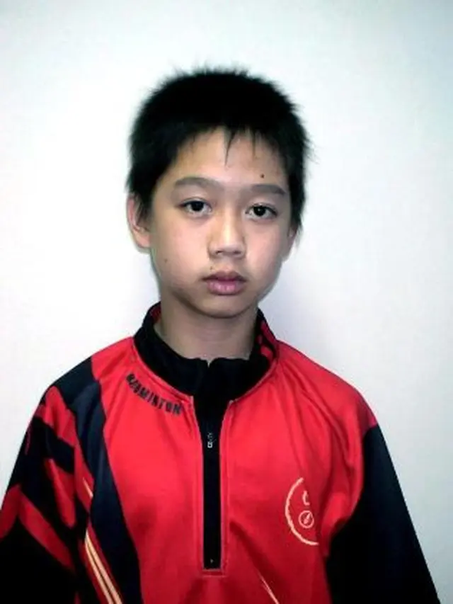 6 Potret Masa Remaja Kevin Sanjaya, Gaya Rambutnya Curi Perhatian