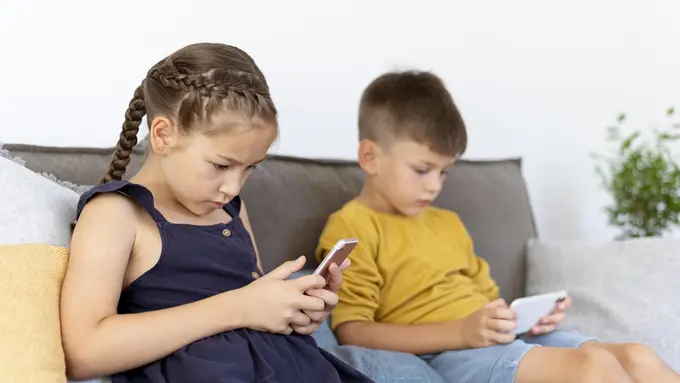 Gen Alpha: Dari iPad Kids hingga Obsesi Skincare, Begini Cara Mereka Tumbuh [Dok/freepik.com]