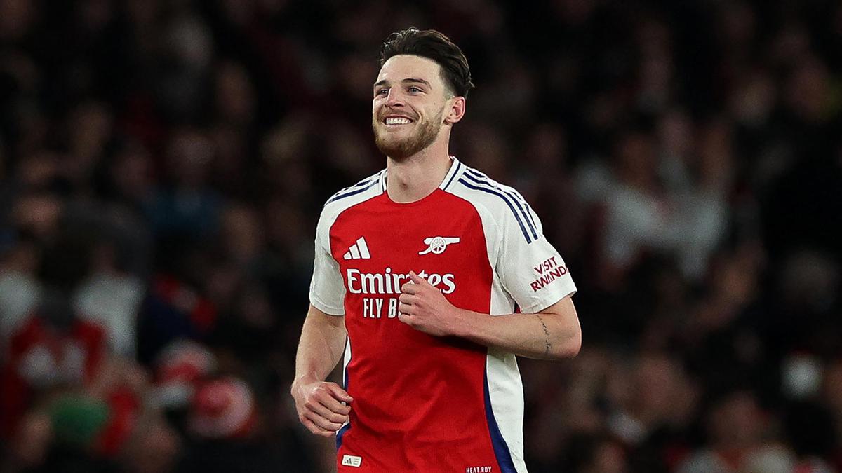Declan Rice Kirim Surat Spesial Sambut Noni Madueke di Arsenal