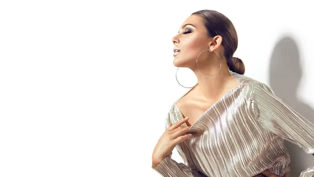 Inspirasi Mix and Match Gaya Fashion dengan Sentuhan Art Deco untuk Berbagai Momen