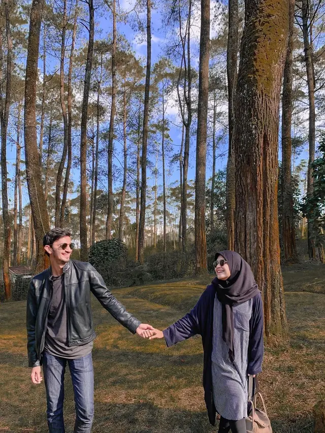 6 Momen Manis Vebby Palwinta dan Razi Bawazier Setelah Menikah, Semakin Lengket