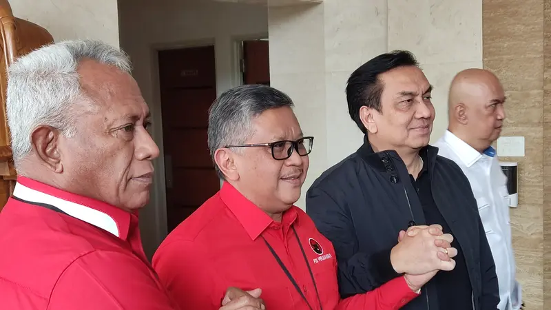 PDIP menyiapkan sanksi untuk Effendi Simbolon lantaran memberikan pernyataan dukungan kepada calon presiden Partai Gerindra Prabowo Subianto.