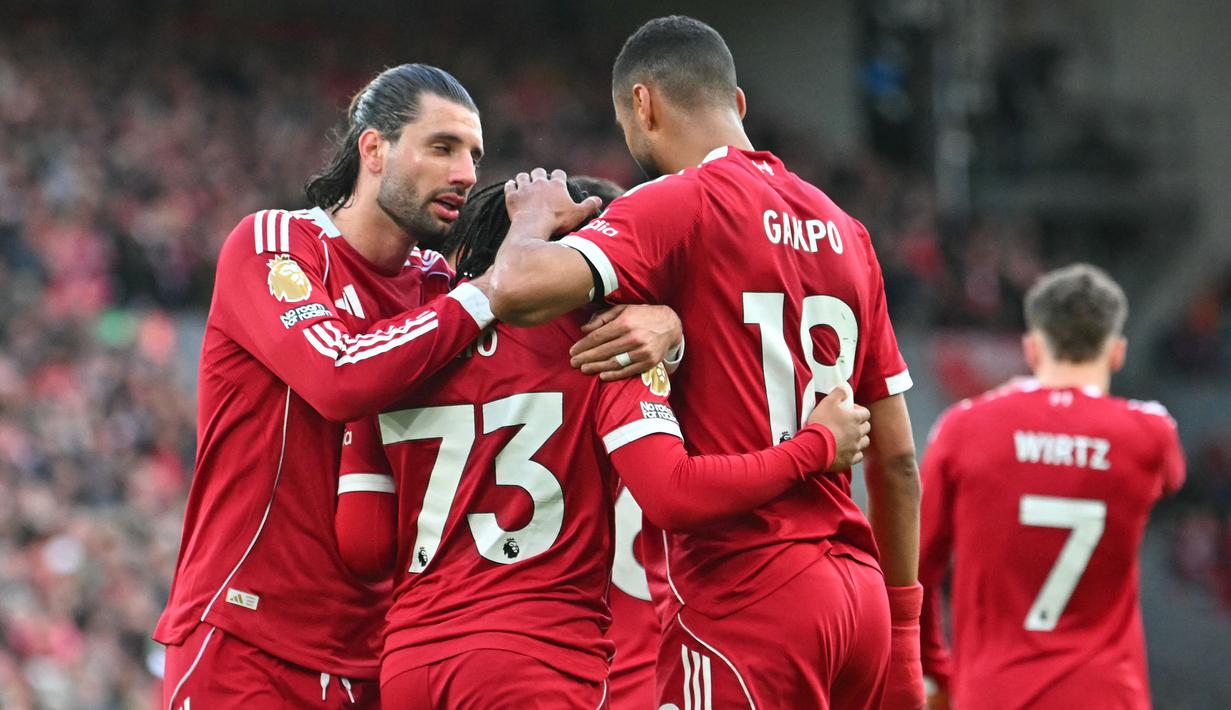 Ngumoha juga turut berperan dalam gol Mohamed Salah yang membuat Liverpool menang dengan skor 2-0. (AFP/Andy Buchanan)