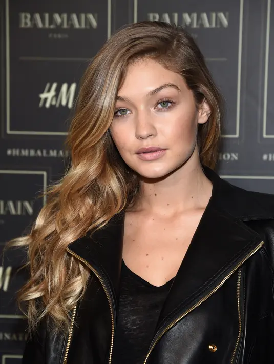 Setelah diketahui rupanya Gigi Hadid merupakan wanita impian Joe Jonas. Namun setelah Joe berhasil mendapatkan Gigi, sepertinya Joe bereaksi agak berlebihan. (AFP/Bintang.com)