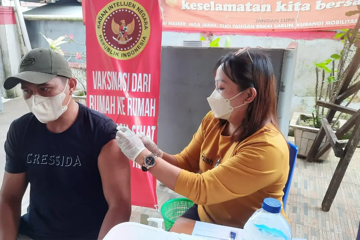 aksinasi booster yang diintensifkan jajarannya sebagai tahap lanjutan dari vaksinasi dosis primer yang kini sudah berada diatas 70 persen