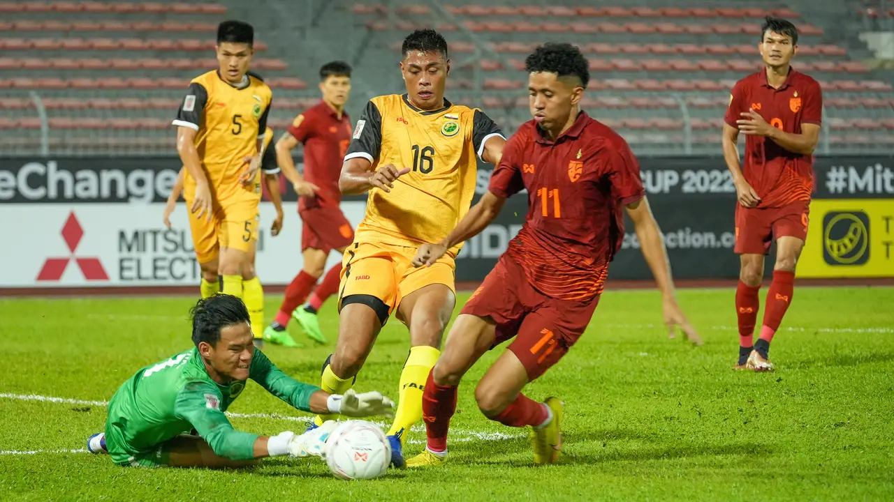 Timnas Brunei Darussalam ketika bermain di Kuala Lumpur Stadium dalam Piala AFF 2022.