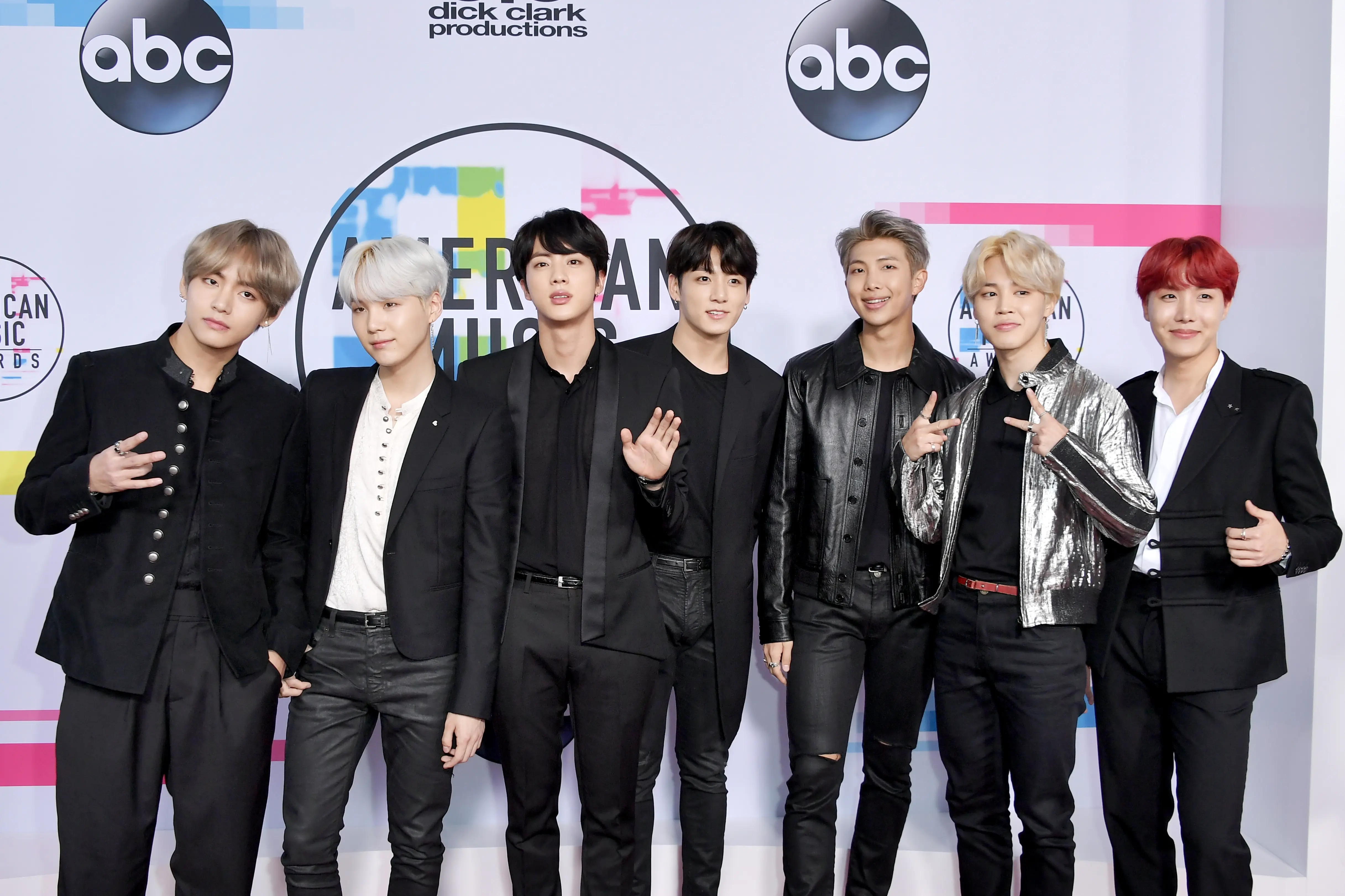 BTS tampil memukau di Amerika Serikat. (Neilson Barnard/GETTY IMAGES NORTH AMERICA/AFP)