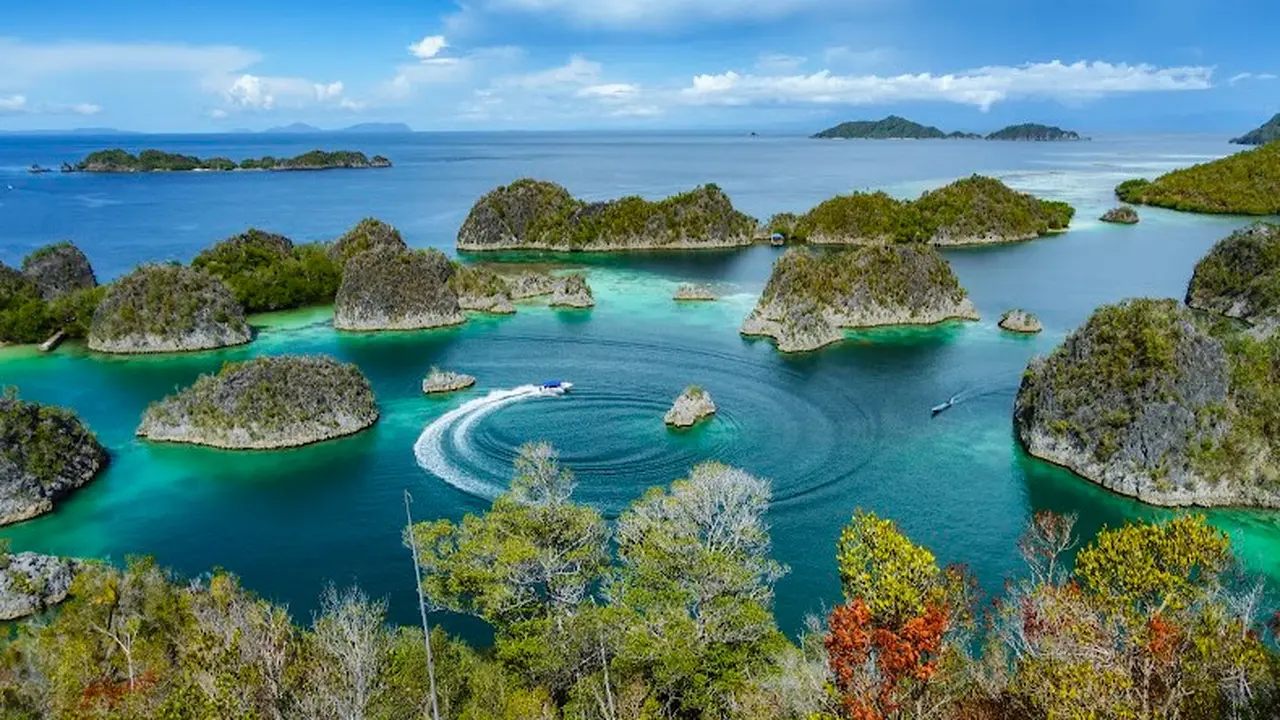 Pesona wisata Raja Ampat, Papua Barat Daya.