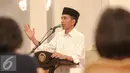 Presiden Joko Widodo memberikan sambutan saat acara buka puasa bersama dengan wartawan di Istana Negara, Jakarta, Senin (6/7/2015). Di kesempatan itu Jokowi mempersilahkan wartawan untuk menyampaikan aspirasi secara langsung. (Liputan6.com/Faizal Fanani)