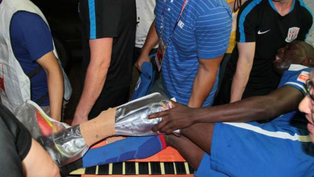 Alami Patah Tulang Demba Ba Optimistis Tak Pensiun Dunia Bola Com