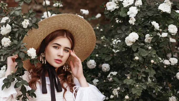 5 ⁠Inspirasi Outfit ala Coquette Girl yang Lagi Ngehype Banget!