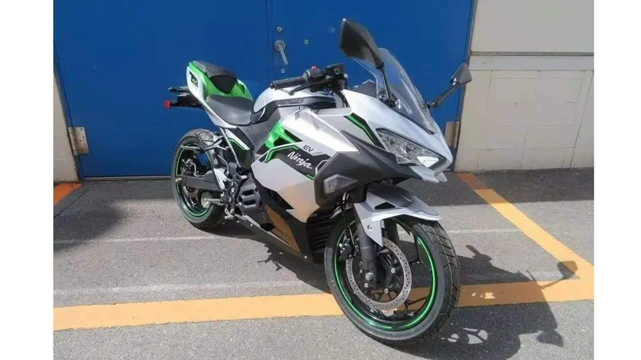 Kawasaki Ninja e-1