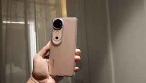 Vivo V40 5G. Liputan6.com/Iskandar