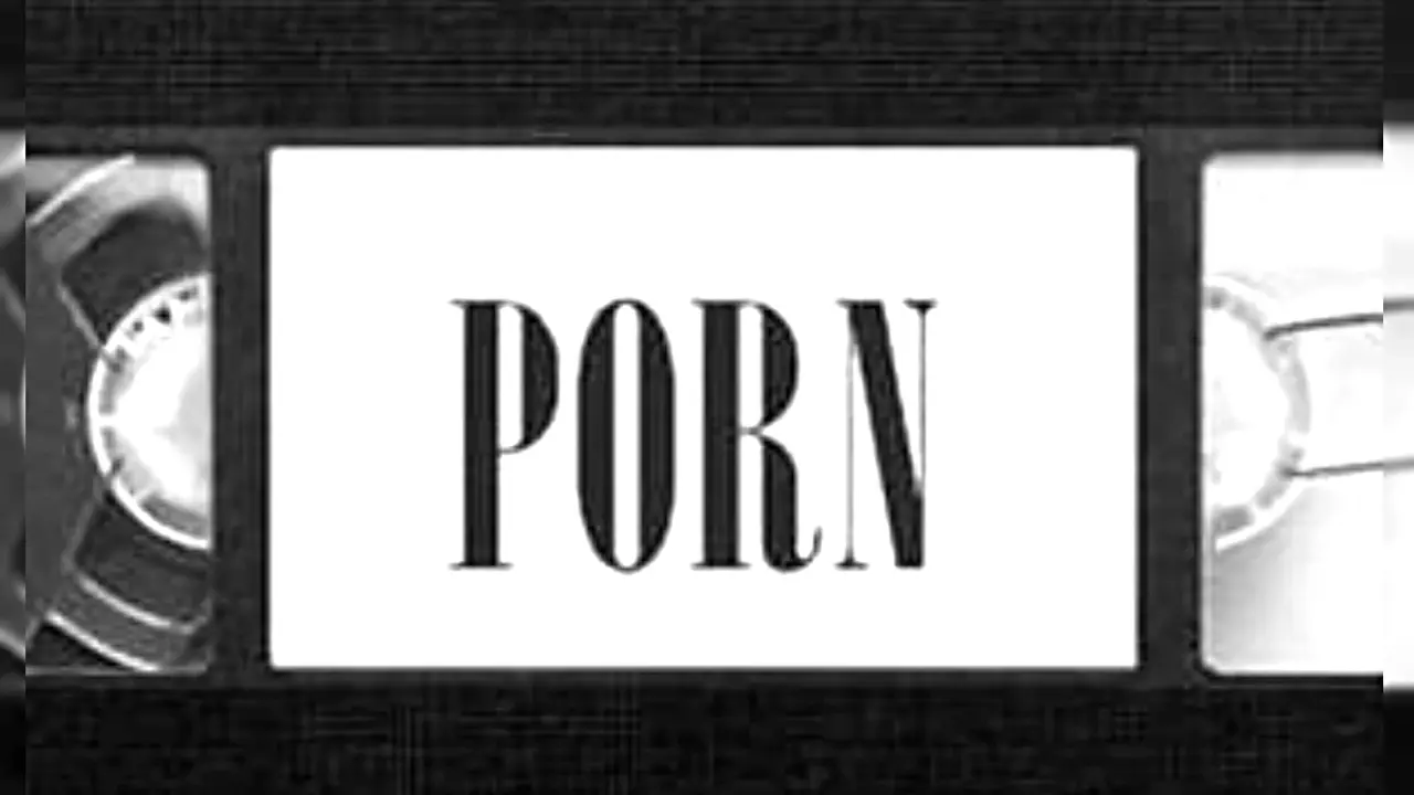 Housewife Arrested for Spreading Pornography through BBM