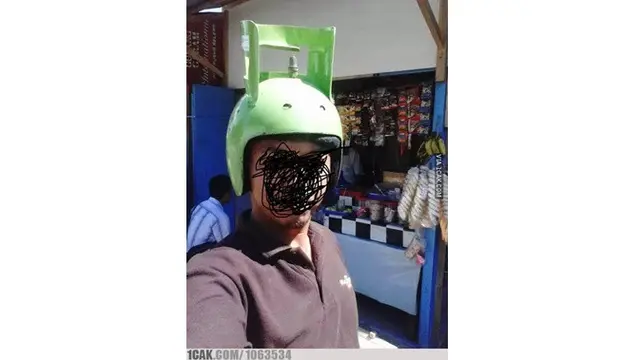 6 Modifikasi Helm Ini Bentuknya Nyeleneh Bikin Geleng Kepala