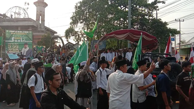 Lomba Bertema Keagamaan Hingga Pawai, Semarak Hari Santri Nasional di Sukabumi