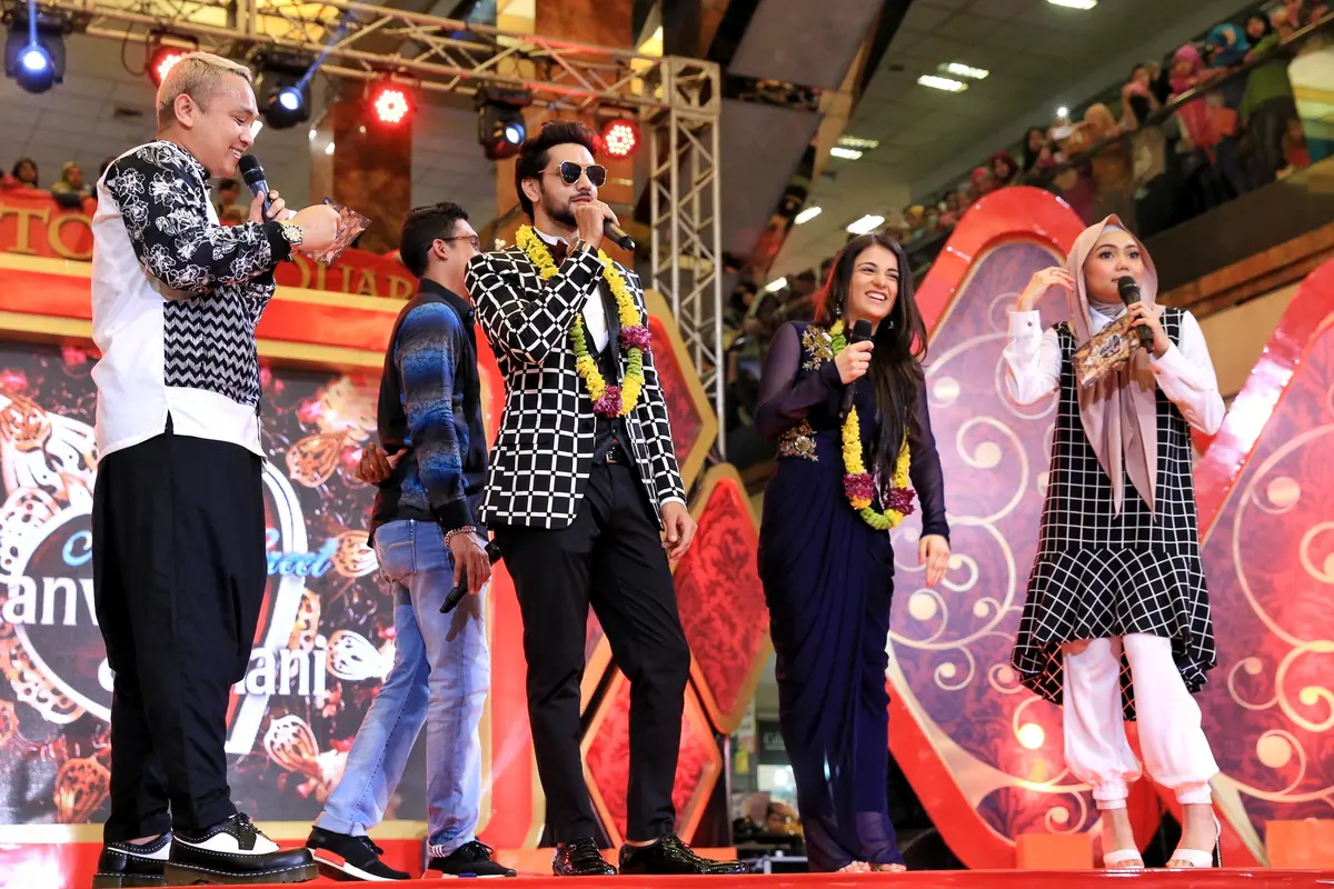 [Bintang] Meet and Greet Ranveer dan Ishani