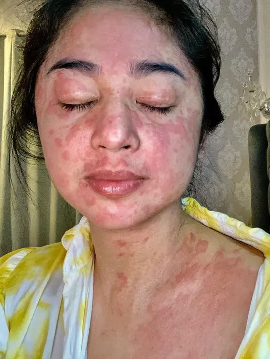 Dewi Perssik (Instagram/dewiperssikreal)