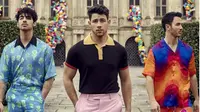 Jonas Brothers tampil lebih berwarna setelah enam tahun hengkang di dunia musik. (dok. Instagram @jonasbrothers/https://www.instagram.com/p/Bube6yxnpvm/Esther Novita Inochi)