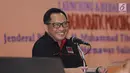Kapolri, Jenderal Pol Tito Karnavian memberi kata pembuka peluncuran buku 'Democratic Policing' di Jakarta, Selasa (21/11). Diharapkan buku ini menjadi pegangan para pemikir Polri dan diterapkan di lapangan. (Liputan6.com/Helmi Fithriansyah)