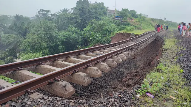 Seluruh Perjalanan KA Pangrango Bogor-Sukabumi Dibatalkan Imbas Longsor di Jalur Rel
