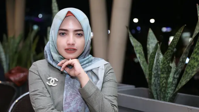 [Bintang] Yulia Mochamad