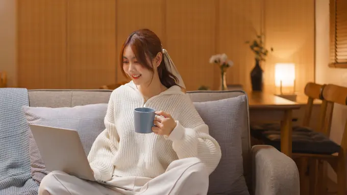 wanita april hidup lebih damai