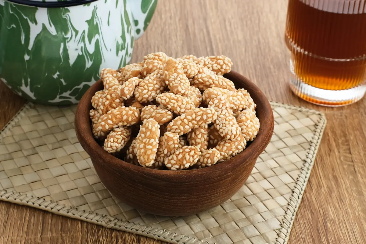 kue keciput wijen