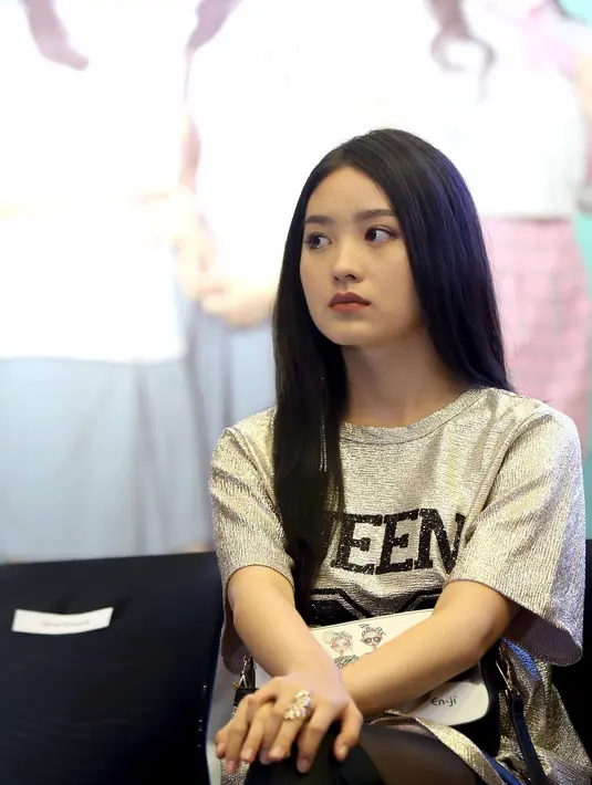 Stefan Wiliam kini sudah menjadi suami dari Celine Evangelista. Hingga kini, Natasha Wilona mengaku belum lagi memiliki pengganti Stefan. Sekarang ini, ia tengah berbahagia dengan statusnya belakangan ini. (Nurwahyunan/Bintang.com)