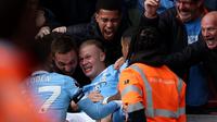 Penyerang Manchester City asal Norwegia #09, Erling Haaland, merayakan gol pertama timnya dalam pertandingan Premier League&nbsp;antara Brentford dan Manchester City di Stadion Komunitas Gtech, London, pada 5 Oktober 2025. (Adrian Dennis/AFP)