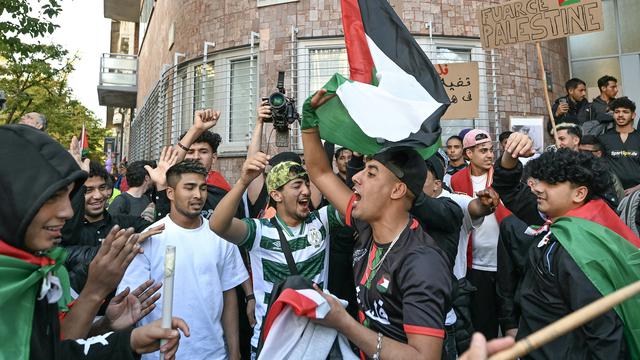 Italia Vs Israel - Demonstran Pro Palestina