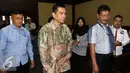 Terdakwa Mohamad Sanusi atas kasus suap Raperda Reklamasi dan tindak pidana pencucian uang menjalani sidang di Pengadilan Tipikor, Jakarta, Rabu (31/8). Agenda sidang hari ini adalah mendengarkan saksi-saksi. (Liputan6.com/Helmi Afandi)