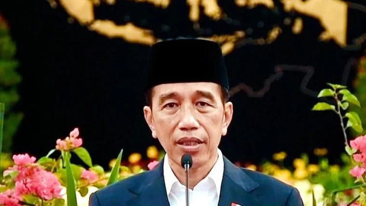 Jokowi.