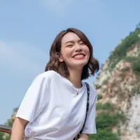 ilustrasi perempuan bahagia/narikan/Shutterstock