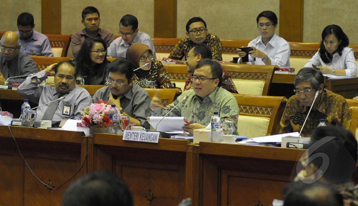 Kementerian Keuangan bersama Komisi XI membahas Rencana Kerja dan Anggaran-Kementerian dan Lembaga (RKA-K/L) serta pengelolaan aset di Kementrian Keuangan, Jakarta, Kamis (5/2/2015). (Liputan6.com/Andriam M Tunay)