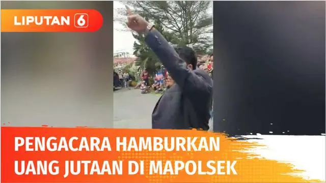 Seorang pengacara menghamburkan uang puluhan juta rupiah di hadapan polisi di Mapolsek Kota Banyuwangi, Jawa Timur. Aksi ini dilakukan karena ada dugaan intervensi polisi terhadap seorang tersangka kasus penipuan yang merupakan klien pengacara.