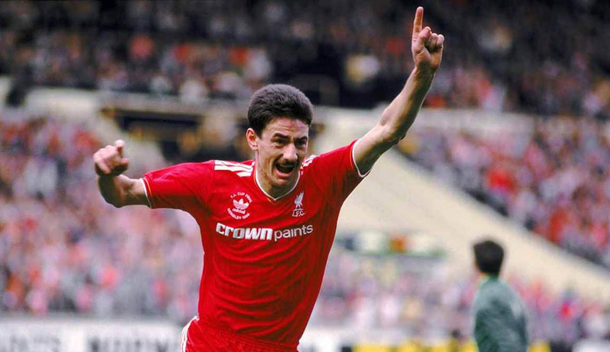 Ian Rush, merupakan striker Liverpool yang paling subur. Pria kelahiran Wales itu berhasil mencetak 346 gol bersama The Reds pada semua ajang. (Istimewa)