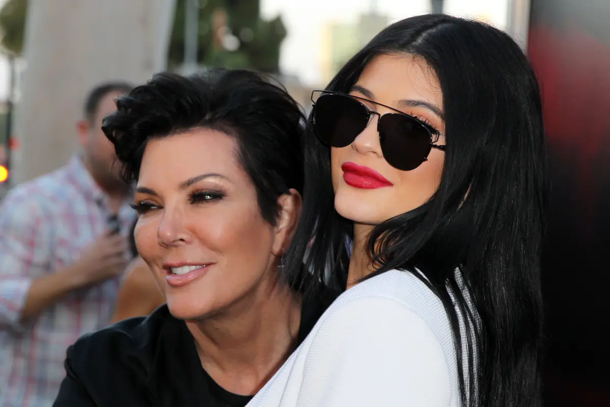 [Bintang] Kris Jenner - Kylie Jenner