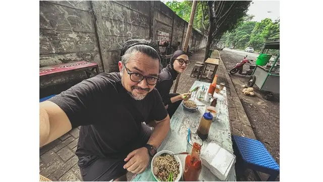 6 Potret Zee Zee Shahab dan Suami, Baru Dilantik Jadi Dirjen IKP Kemenkominfo
