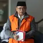 Mantan Menteri Agama, Yaqut Cholil Qoumas (Gus Yaqut - kiri), usai menjalani pemeriksaan lanjutan di Gedung Merah Putih Komisi Pemberantasan Korupsi (KPK), Jakarta, Selasa (2/6/2026). (Liputan6.com/Helmi Fithriansyah)