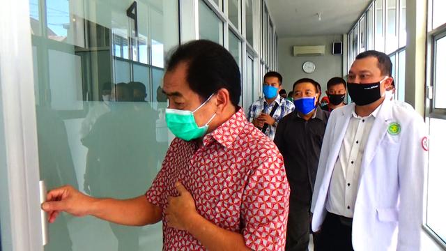 RSI Banjarnegara Sulap Lahan Parkir Jadi Ruang Isolasi Covid-19. (Foto: Liputan6.com/Ook untuk Rudal Afgani)