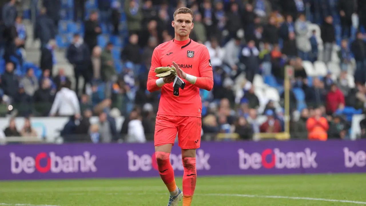 Foto: Doyan Kiper Muda, MU Miliki Opsi untuk Rekrut 3 Kiper Berikut di Tengah Ketidakpastian Nasib David De Gea