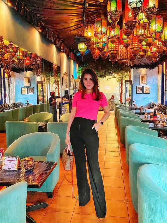 [Fimela] Ade Bunga Niari