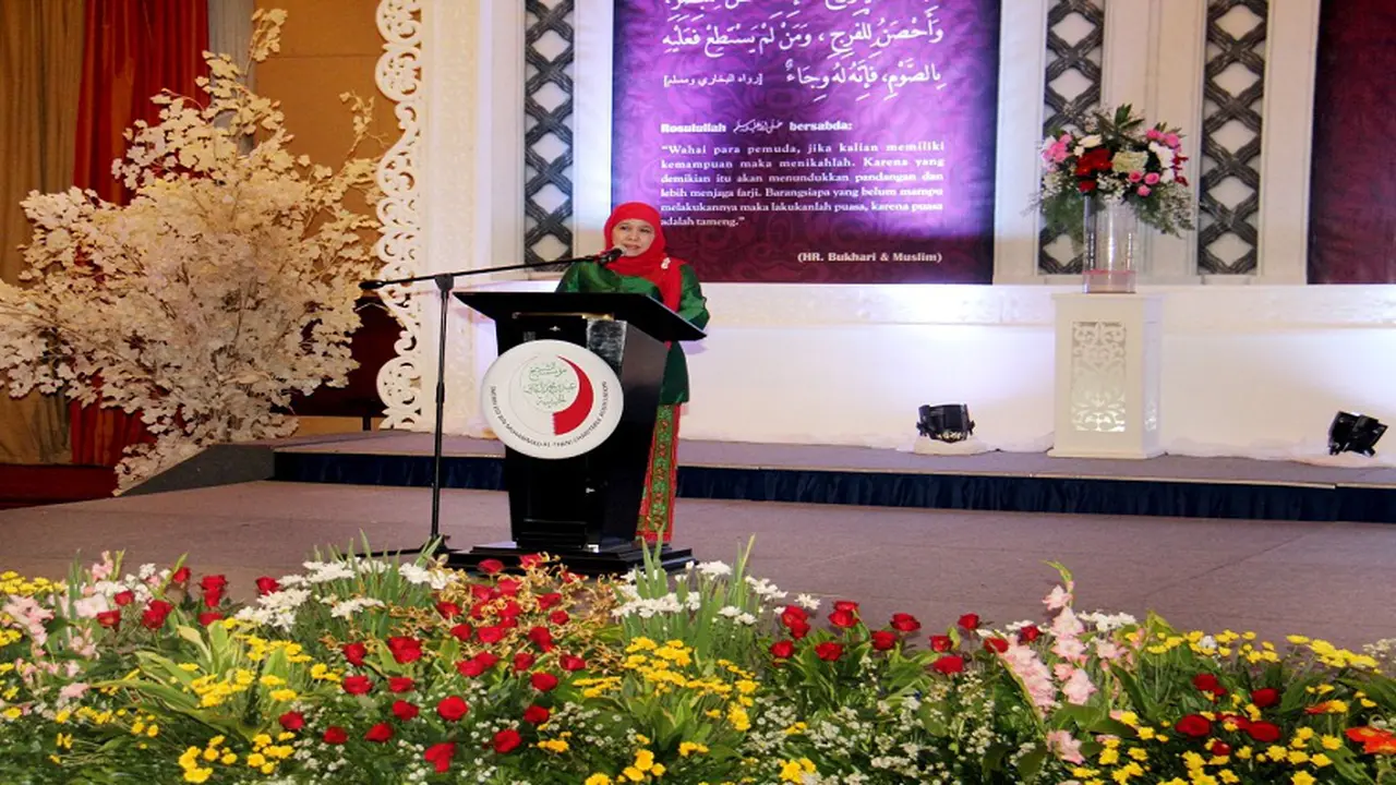 Mensos Khofifah Indar Parawansa