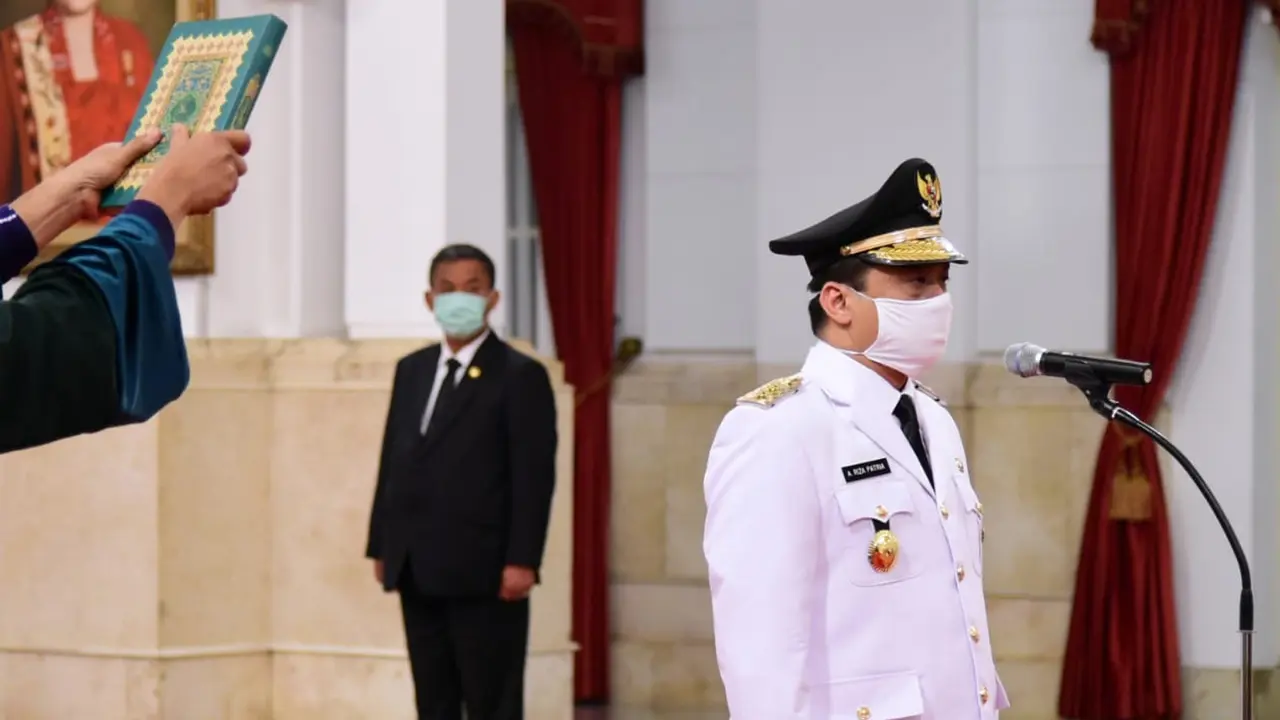 Presiden Jokowi Lantik Riza Patria Jadi Wakil Gubernur DKI Jakarta