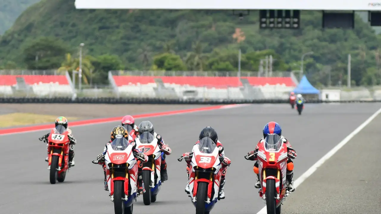 Di Ajang Pertamina Mandalika Racing Series 2025, Pertamina Dukung Pembalap Muda Berprestasi